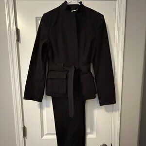 Calvin Klein Women’s 2-Piece Black Belted Pantsuit – Size 6
